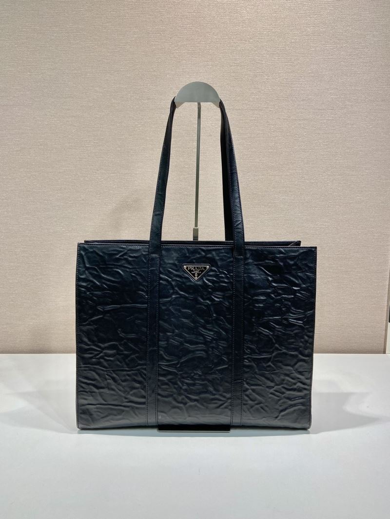 Pra*a tote bags